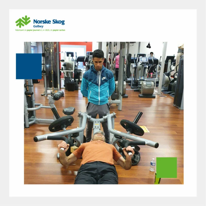 Seance de sport avec le coach de Norske Skog golbey 1200x1200 1